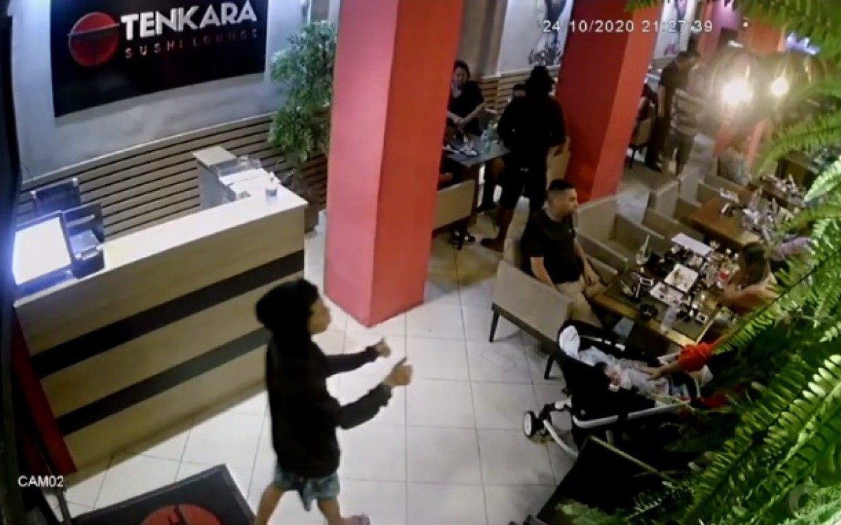 Restaurante japonês na Tijuca, Zona Norte, sofreu arrastão na noite de sábado - Reprodução