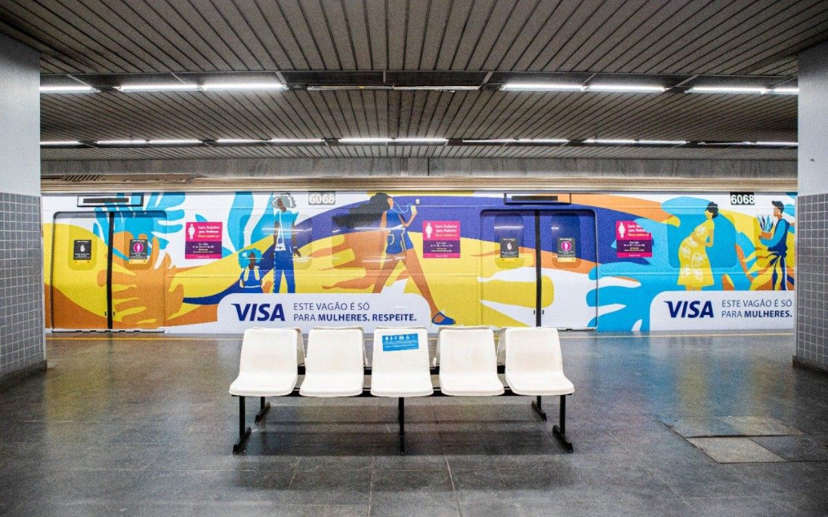 Metr&ocirc;Rio muda sinaliza&ccedil;&atilde;o de vag&atilde;o das mulheres com ilustra&ccedil;&otilde;es de artistas renomadas