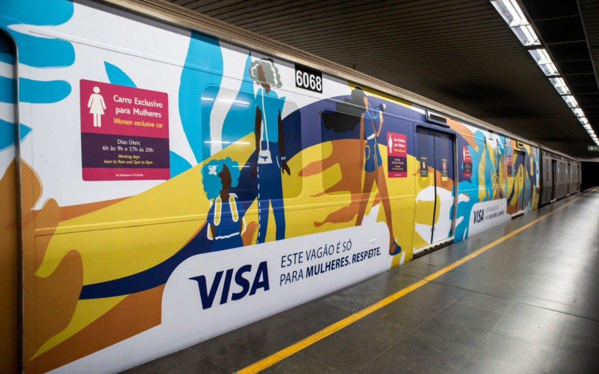 Metr&ocirc;Rio muda sinaliza&ccedil;&atilde;o de vag&atilde;o das mulheres com ilustra&ccedil;&otilde;es de artistas renomadas