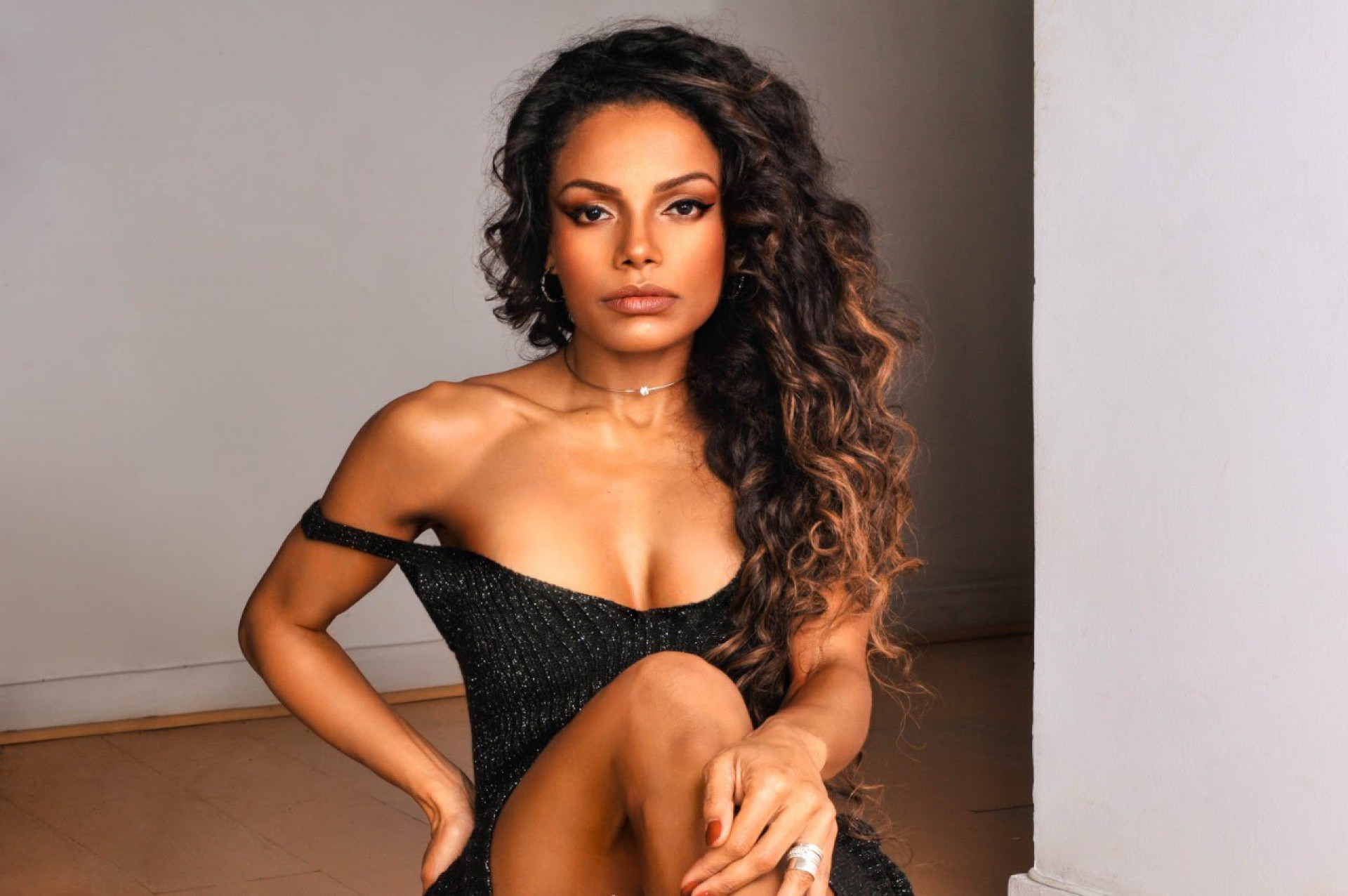 Quitéria Chagas recebe o título de Eterna Rainha da Império Serrano - Divulgação