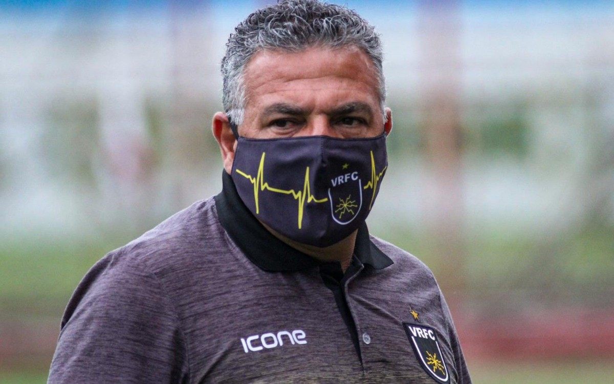 Volta Redonda Futebol Clube anuncia pedido de desligamento do técnico Luizinho Vieira - Divulgação/ VRFC