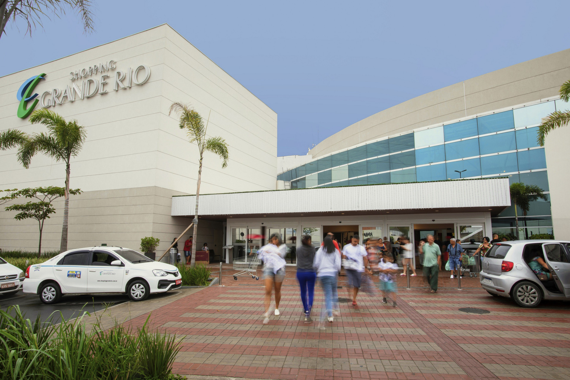 Shopping Grande Rio em São João de Meriti. - Victor Fernandes