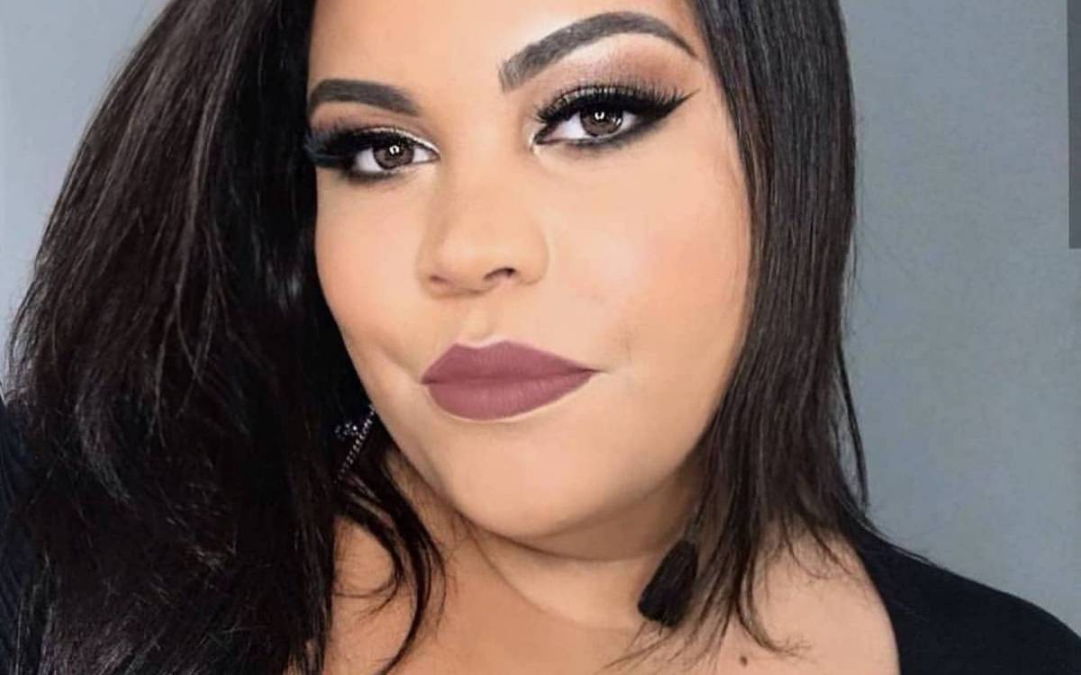 Carol Petra participa da live de aniversário do Pátio