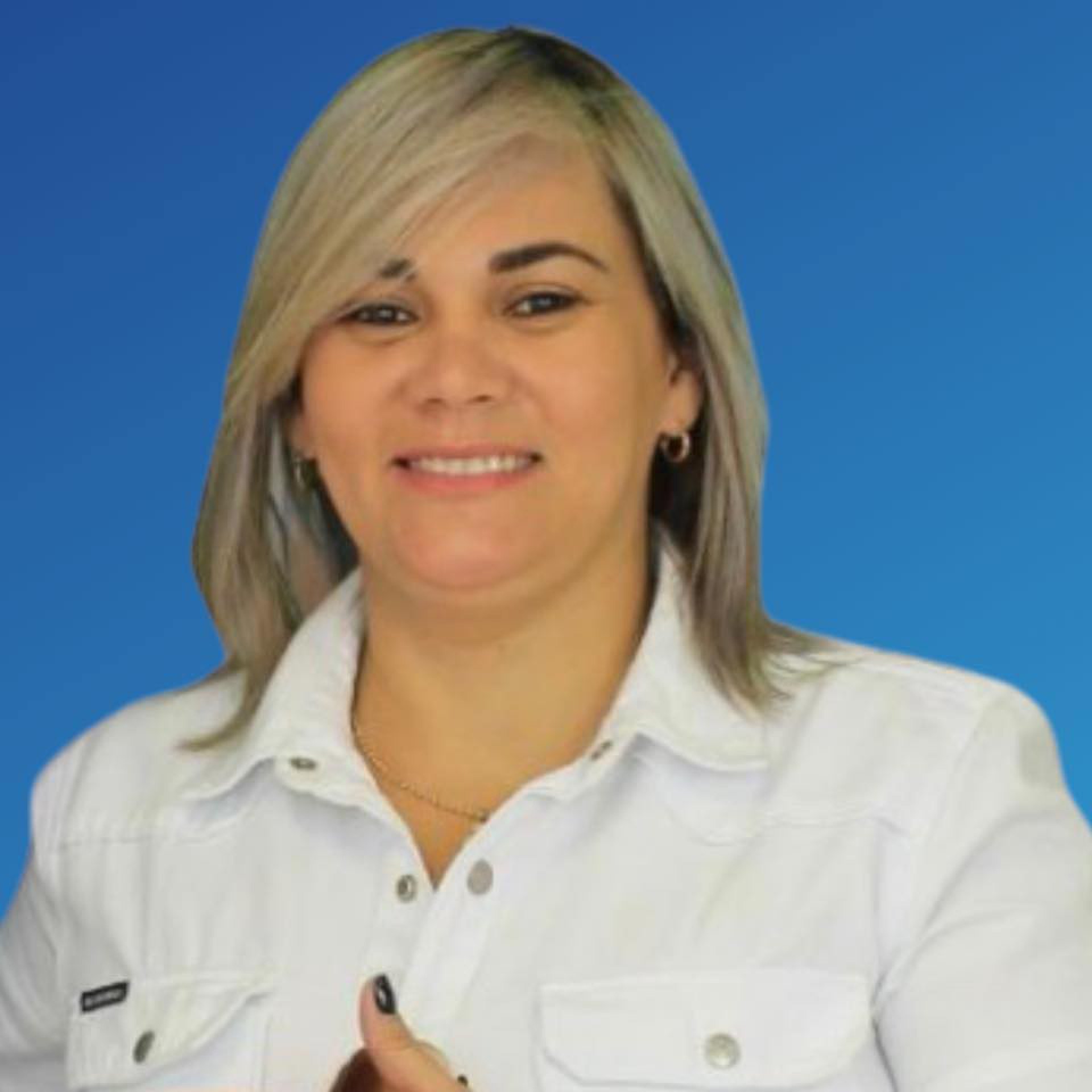 Renata Castro foi executada a tiros na manhã desta sexta-feira em Magé - Reprodução / Facebook 