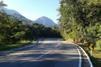 Expectativa de movimento na RJ-116 é de 100 mil veículos durante feriado de Corpus Christi