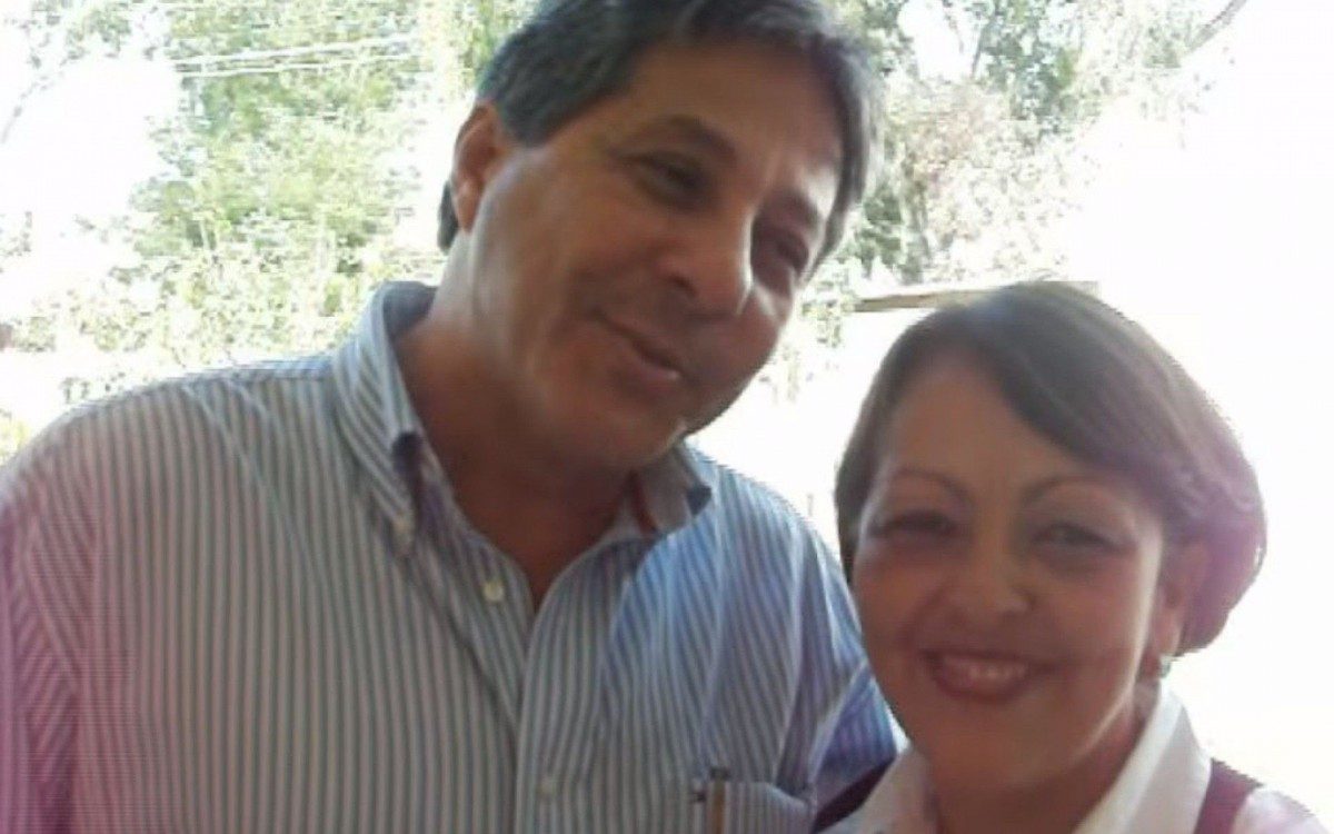 Roseneia e o ent&atilde;o marido, em 2010 - Reprodução / Youtube