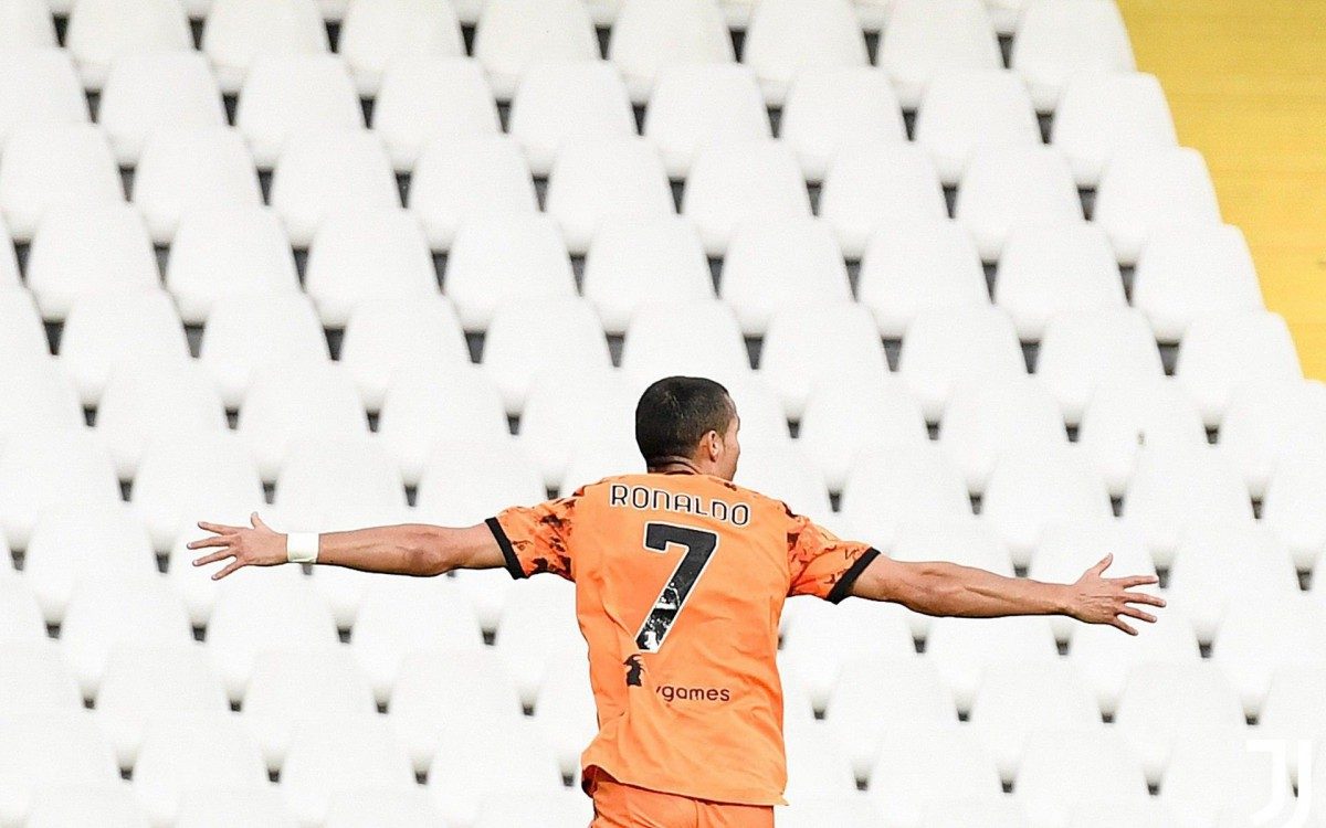 Recuperado, Cristiano Ronaldo voltou com fome de bola e marcou dois gols na goleada sobre o Spezia - Divulgação/Juventus