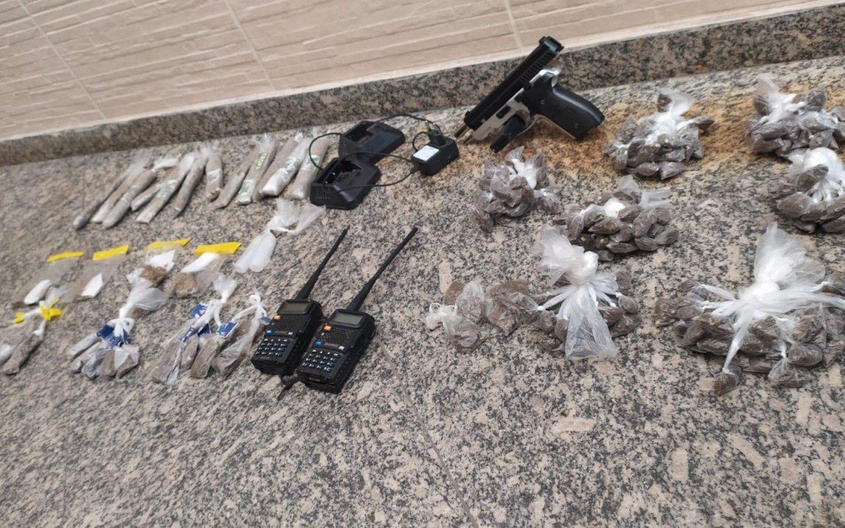 Ação da PM no bairro Três poços resulta na prisão de dois suspeitos - Divulgação/ PM