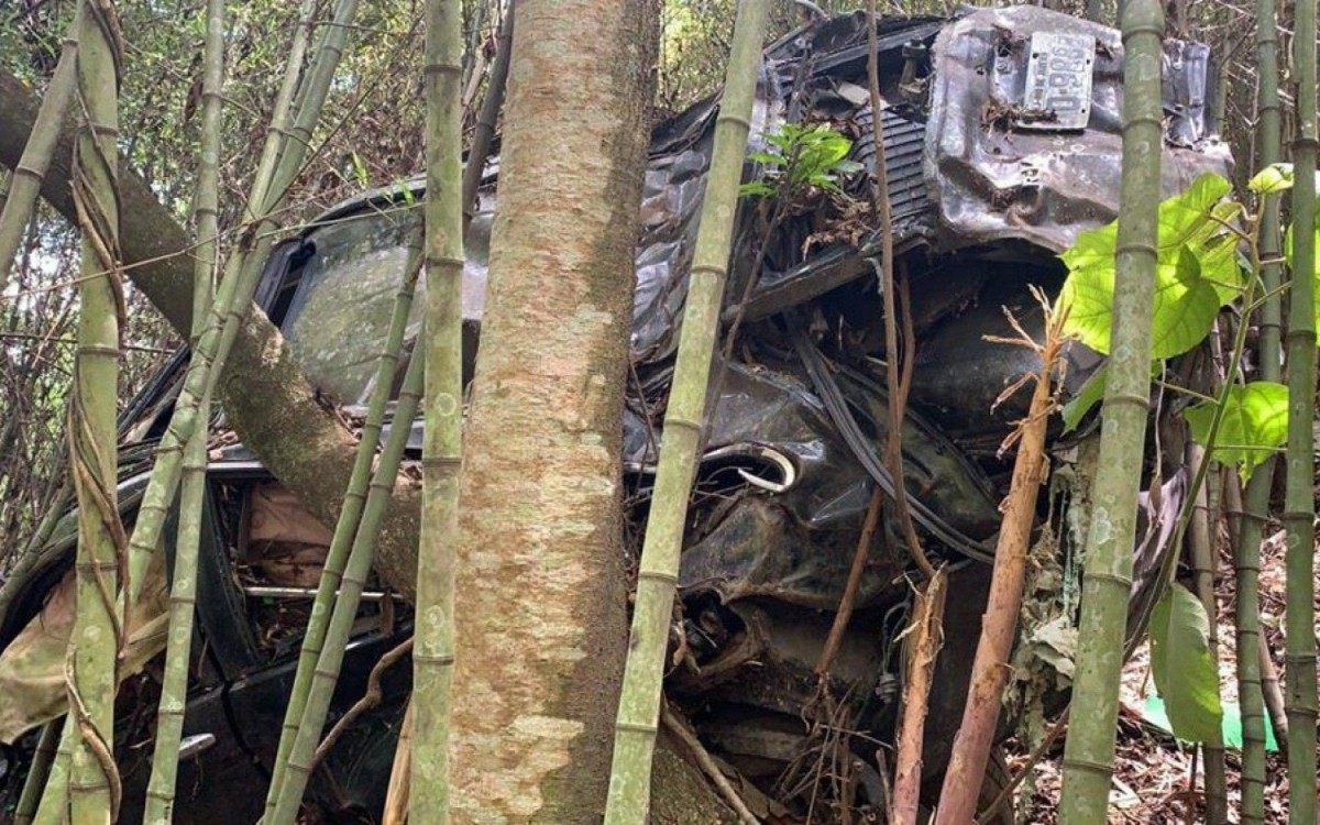 Carro de Giuliano Ricca apresentava sinais de capotamento - Divulgação/Polícia Militar