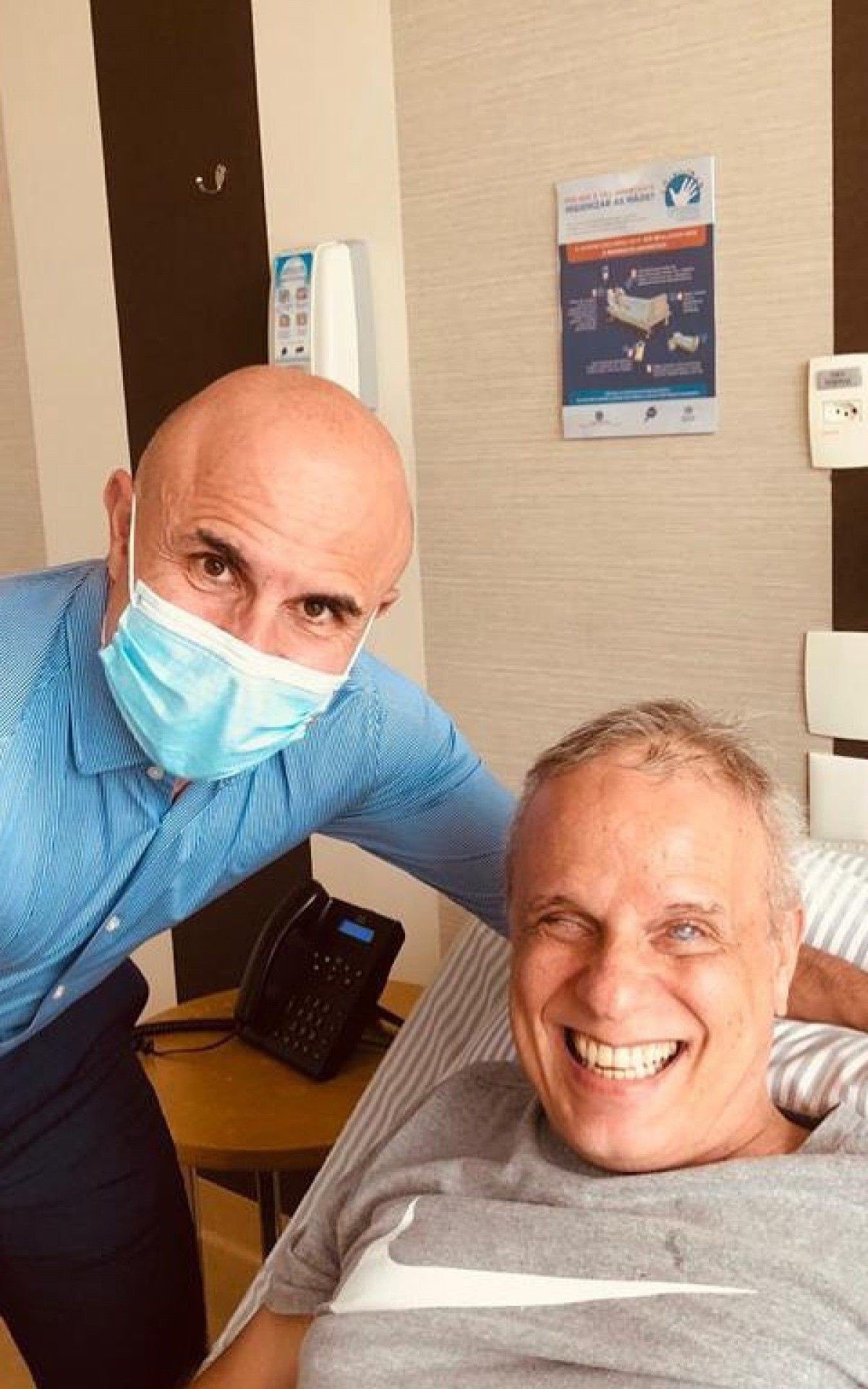 Dudu Braga e o médico Fernando Maluf