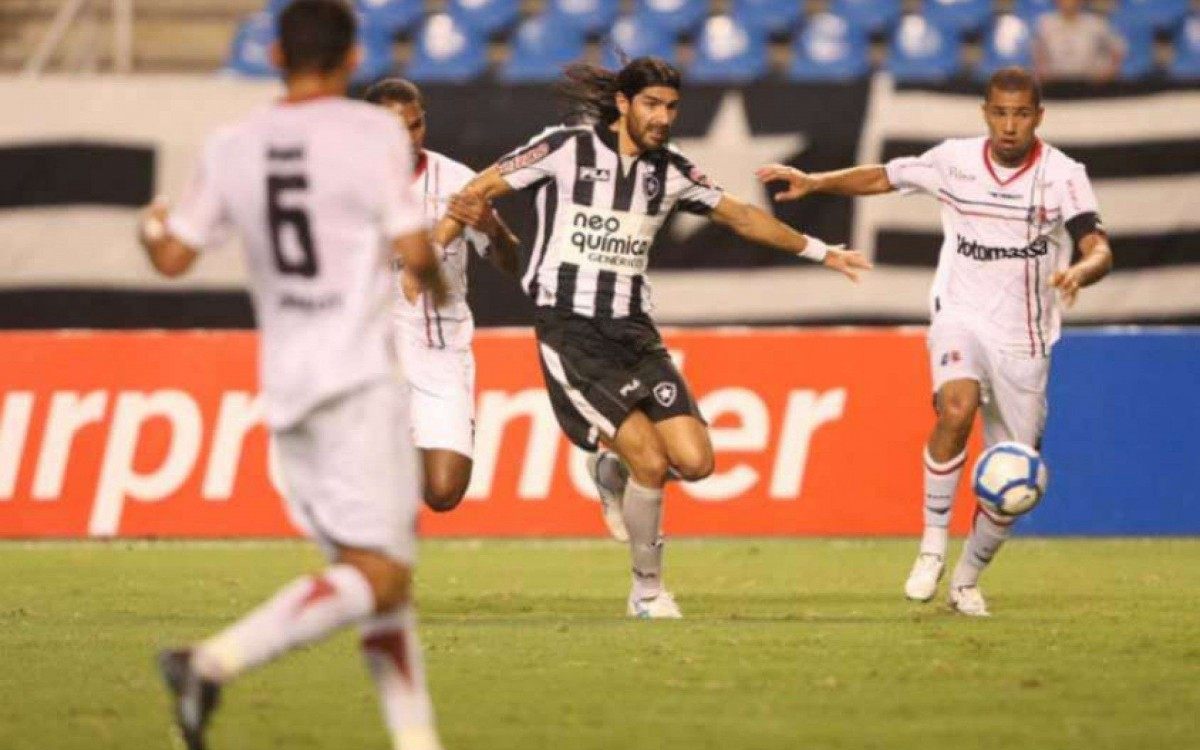 Em 2010, o Alvinegro caiu para o Santa Cruz na segunda fase do torneio. O Botafogo venceu o primeiro jogo por 1 a 0, mas perdeu o segundo pelo placar de 3 a 2, eliminado pelo critério do gol fora de casa.