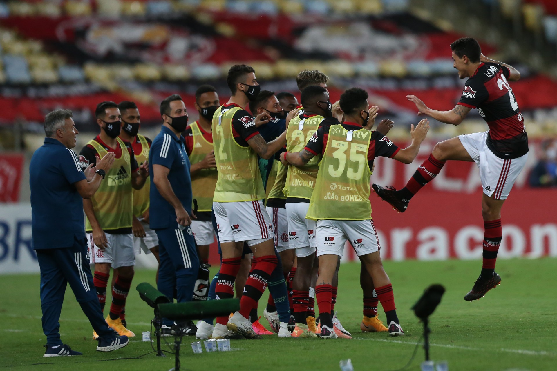 Flamengo x AthleticoPR jogo de volta pelas oitavas de final da Copa do Brasil no estádio do Maracanã. O atacante Pedro comemora o segundo gol dele no jogo. - Daniel Castelo Branco