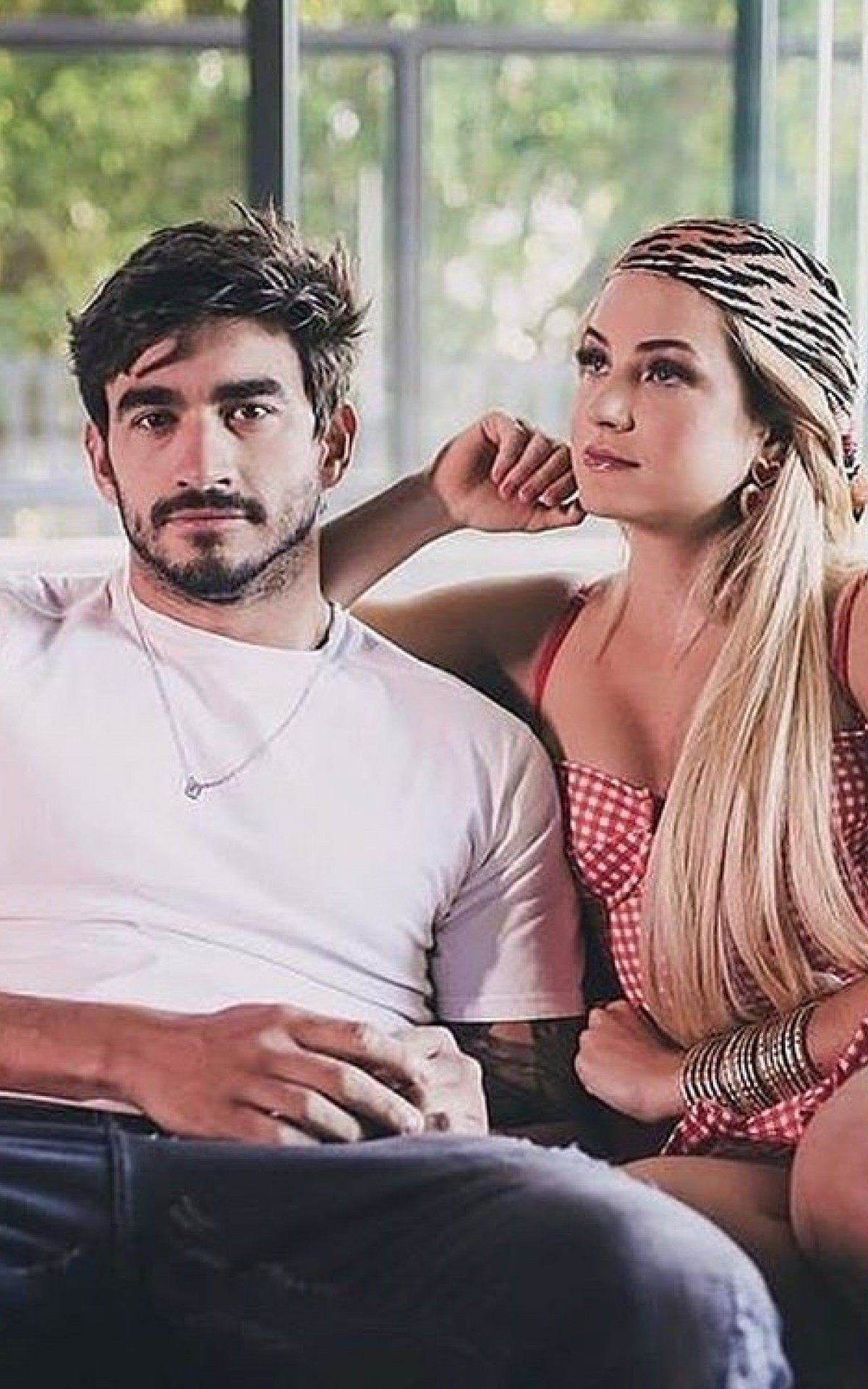 Gabi Martins e Gui Napolitano