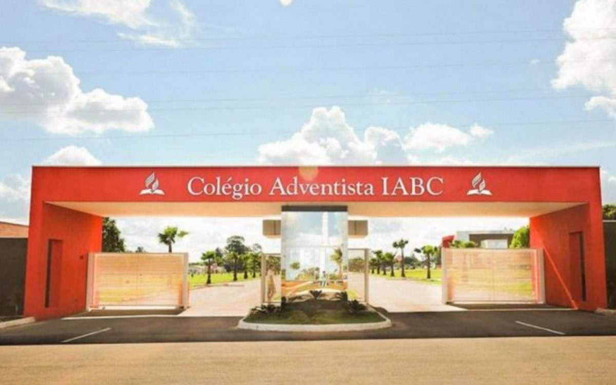 Durante aula, professora diz que em muitas vezes mulheres são culpadas por estupro: ‘Por que provocar os homens?’ - Reprodução