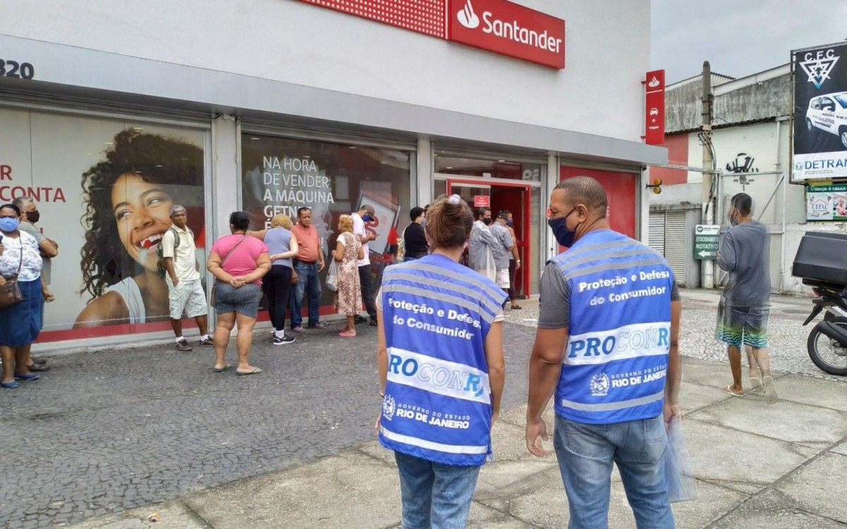 O limite de opera&ccedil;&otilde;es pode gerar dificuldade para o consumidor realizar pagamentos de faturas e boletos nos canais de atendimento online, tendo que se dirigir &agrave; uma ag&ecirc;ncia - Divulga&ccedil;&atilde;o 