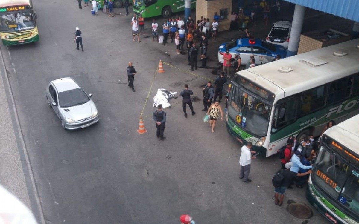 Homem é morto a tiros em rodoviária de Duque de Caxias - Reprodução
