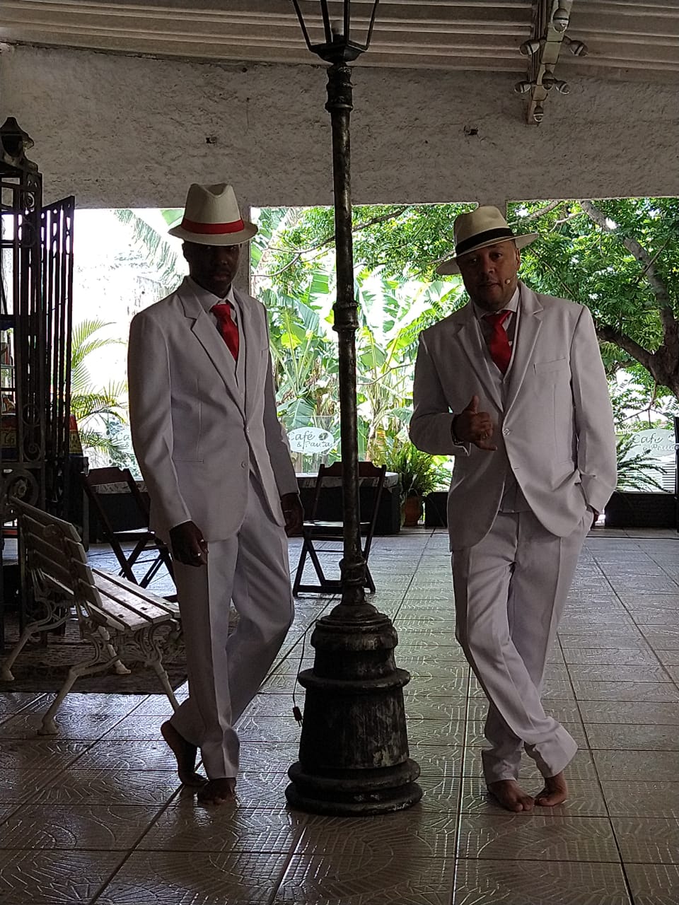 Felipe Adetokumbo e  Andrezinho - Divulgação