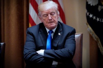 Milhares de apoiadores de Trump continuam convencidos de sua vitória