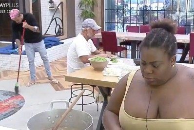 'A Fazenda 12': Lipe e Jojo Todynho brigam por causa de tarefas