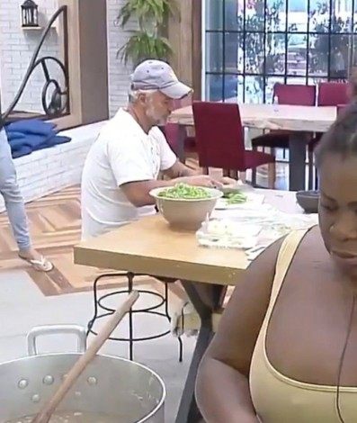 Jojo Todynho e Lipe brigam por causa de tarefas
 - Reprodução