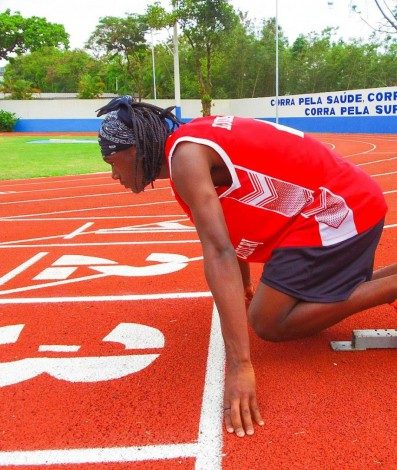 Estudante de Duque de Caxias treina em busca da 2&ordf; medalha de ouro no Atletismo, dos Jogos Estudantis 2020 - Divulga&ccedil;&atilde;o