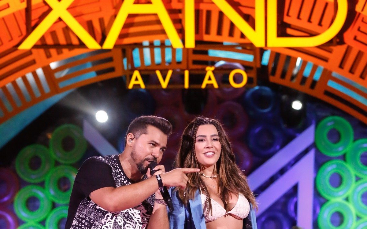 Xand Avião e Lauana Prado na gravação do EP 'Todos os Ritmos' em Porto de Galinhas