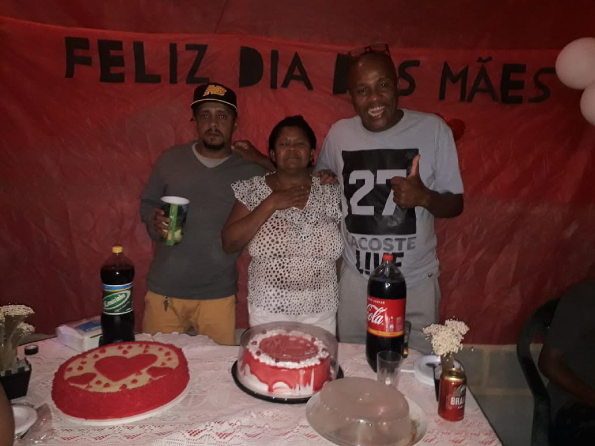 Laudei Oliveira da Silva com a família - Divulgação