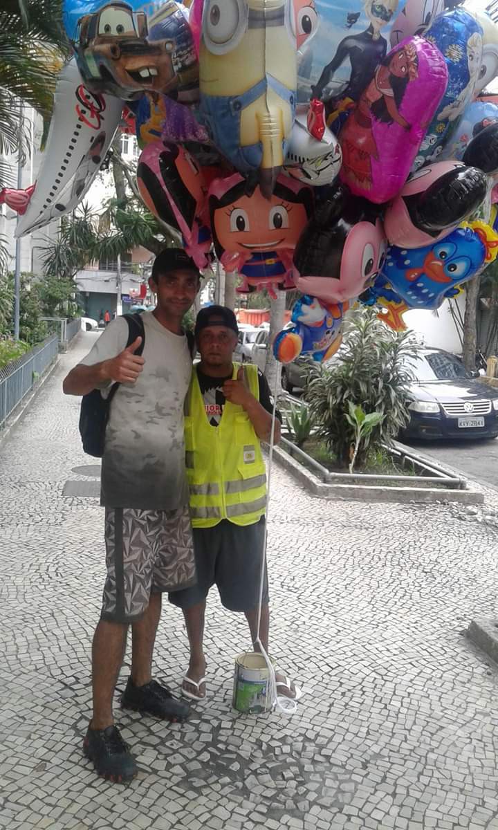 Laudei Oliveira da Silva é guardador de carros - Divulgação