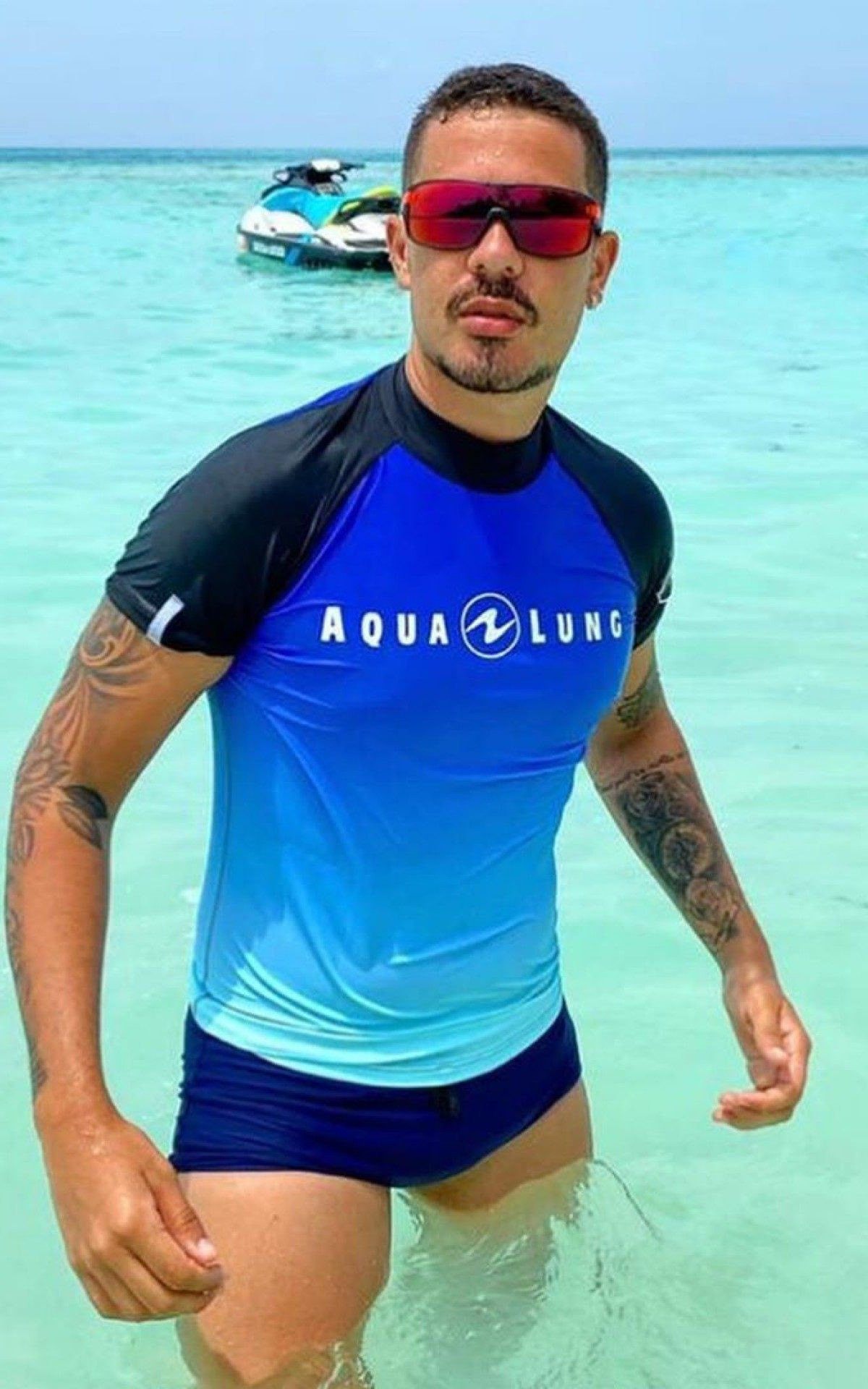 Carlinhos Maia abre álbum de fotos