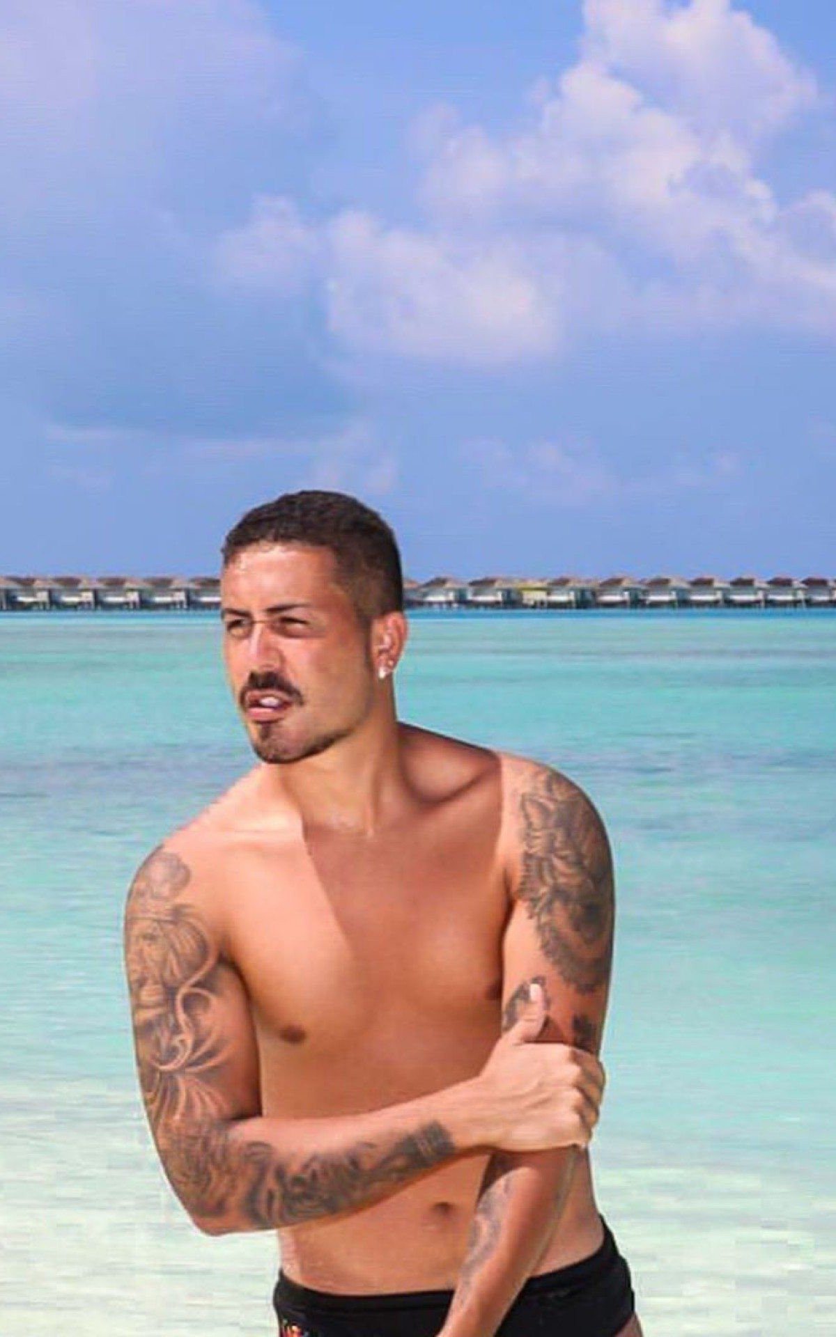 Carlinhos Maia abre álbum de fotos