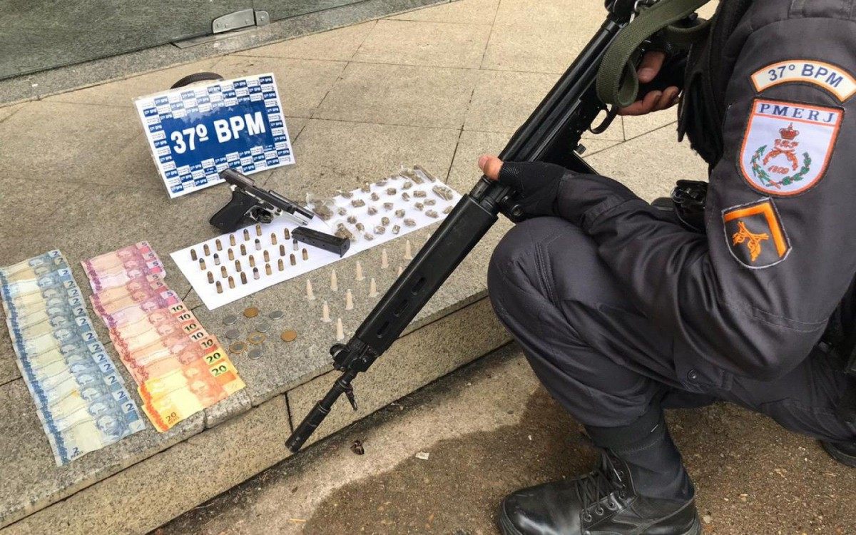 Material apreendido com o homem - Divulgação