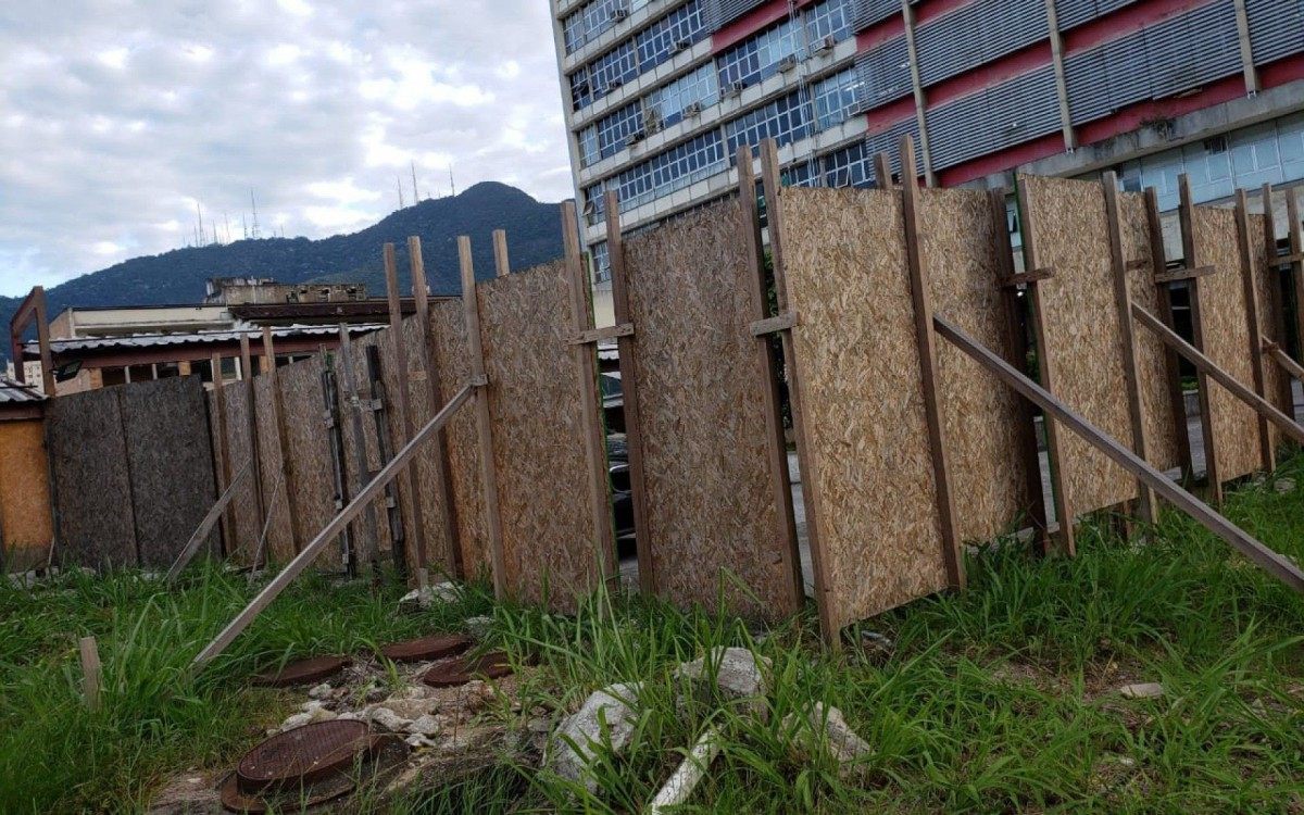 Funcionários denunciam sucateamento do HFA