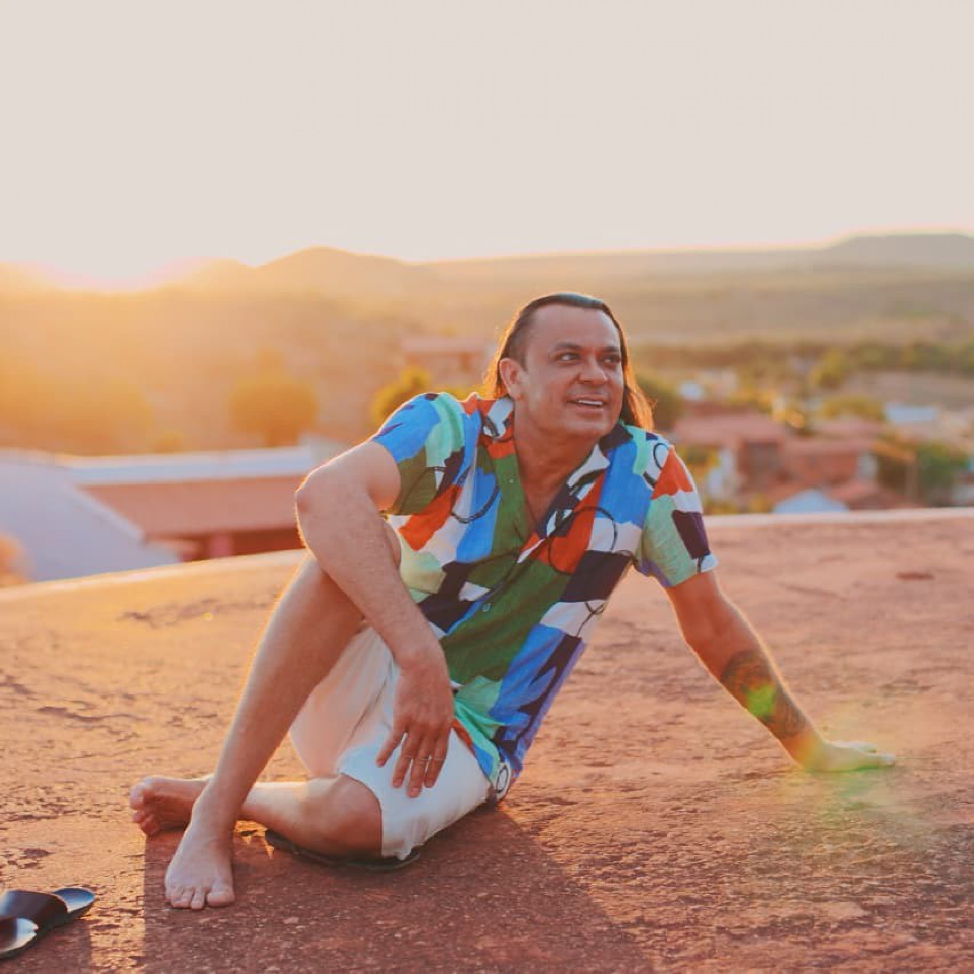 Frank Aguiar muda nome art&iacute;stico para Luz Aguiar - Reprodu&ccedil;&atilde;o Internet