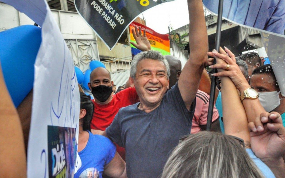 Candidato a prefeito de São João de Meriti, Doutor João.