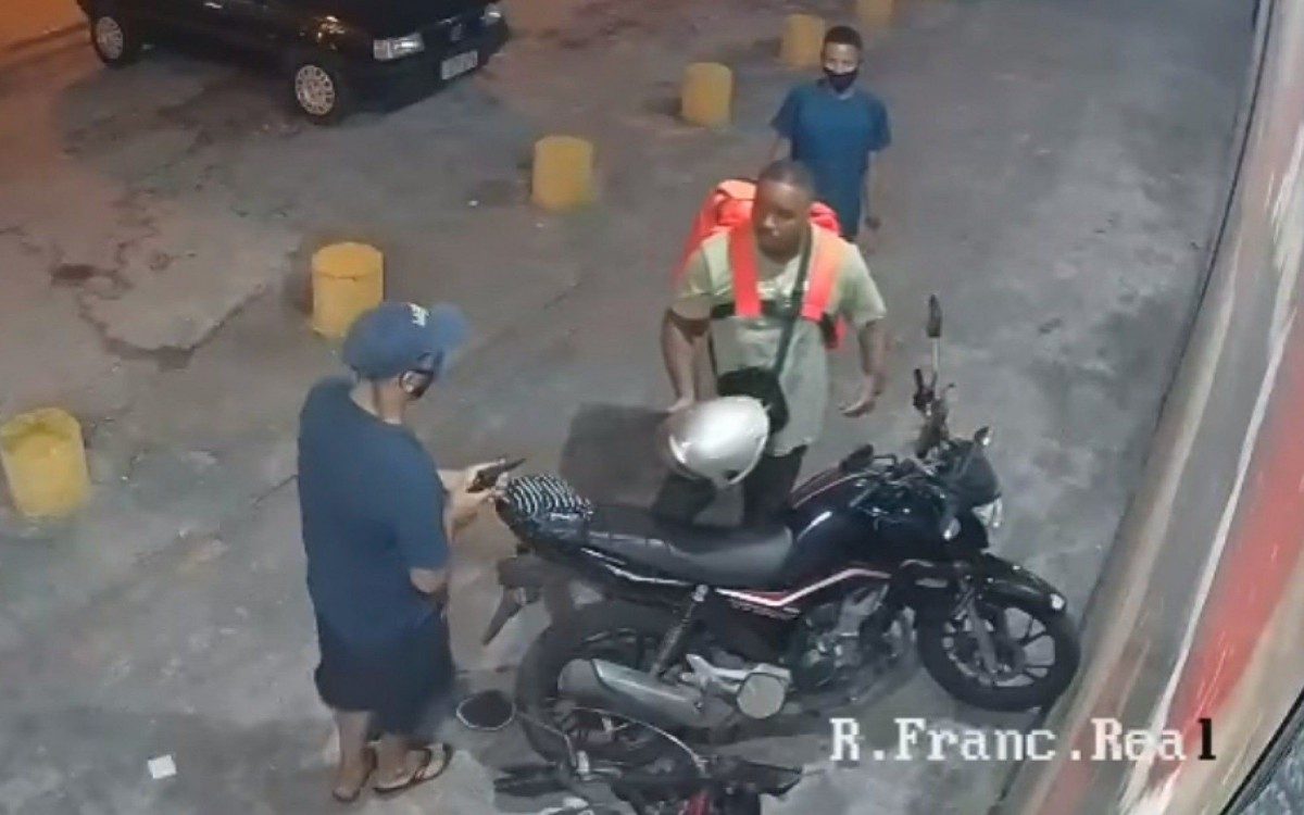 Crime aconteceu por volta das 20h20 desta sexta-feira  - Reprodução / Internet