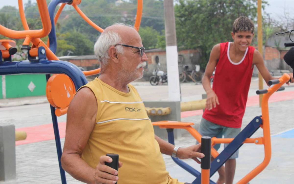 Magé recebe melhorias com implantação de playgrounds e academias ao ar livre