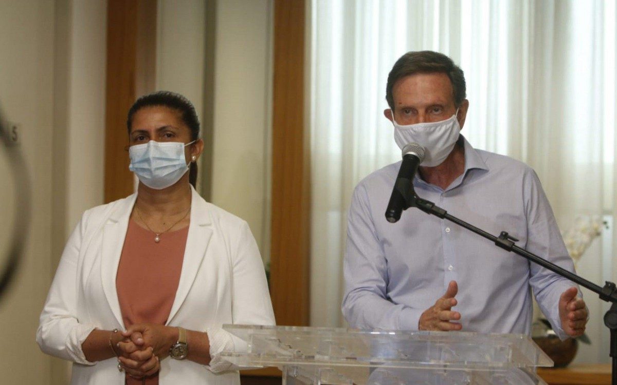 Marcelo Crivella em entrevista coletiva - REGINALDO PIMENTA/AG&Ecirc;NCIA O DIA