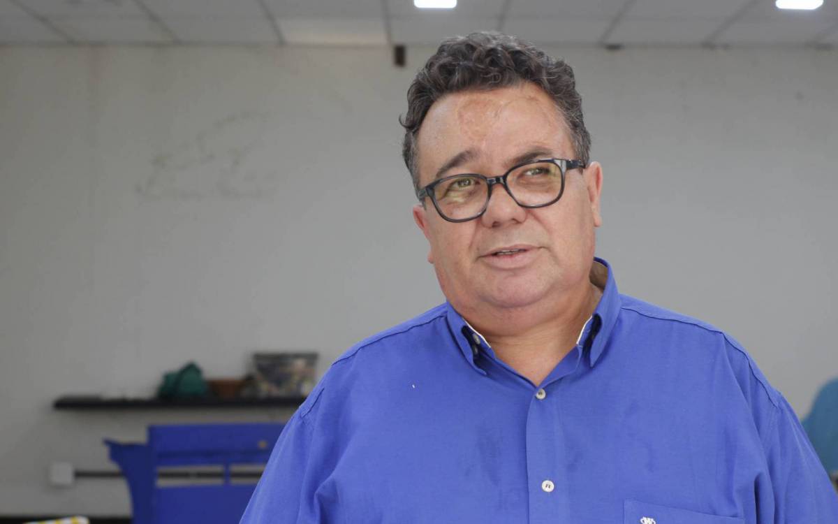 Além de escritor, o caxiense é também poeta e articulador cultural