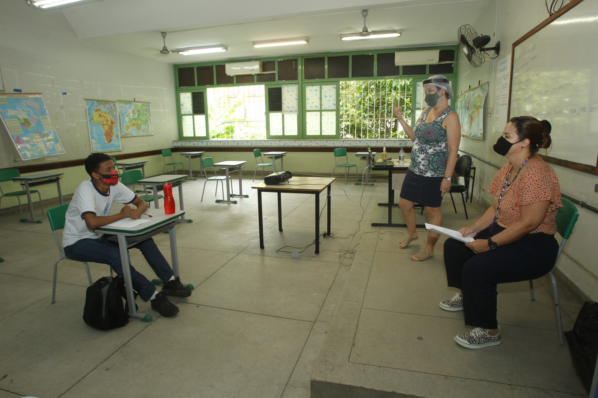 Hugo Leandro Victorino foi o único a retornar à Escola Municipal Orsina da Fonseca, na Tijuca, Zona Norte do Rio - Estefan Radovicz / Agencia O Dia