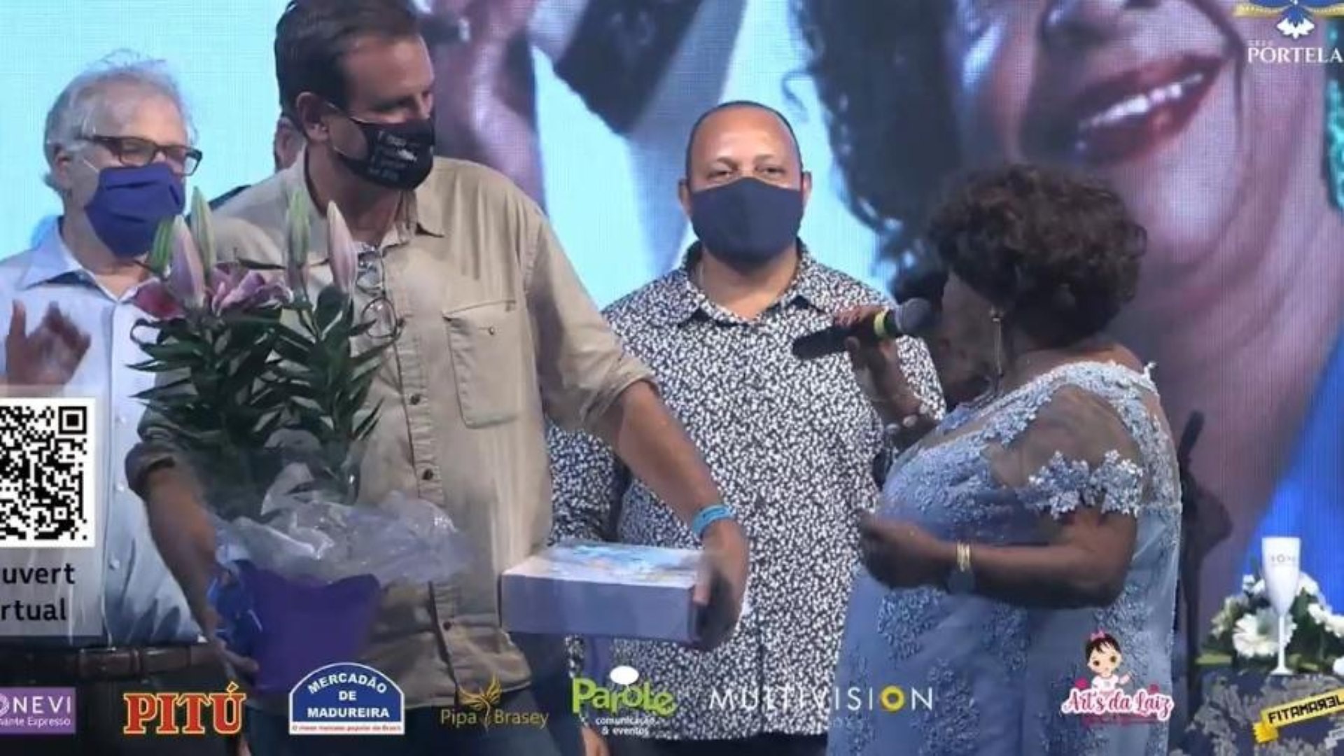 Eduardo Paes e Tia Surica - Reprodução