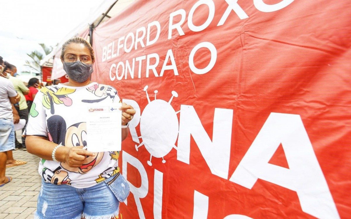 Paula Oliveira é moradora de Nova Iguaçu e conseguiu fazer o teste rápido em Belford Roxo