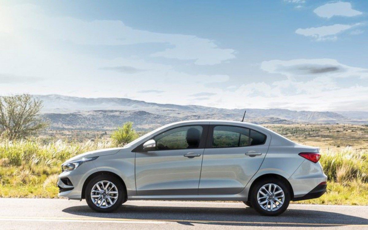 A Fiat acaba de lançar a linha 2021 do Cronos com mudança na lista de itens por versão