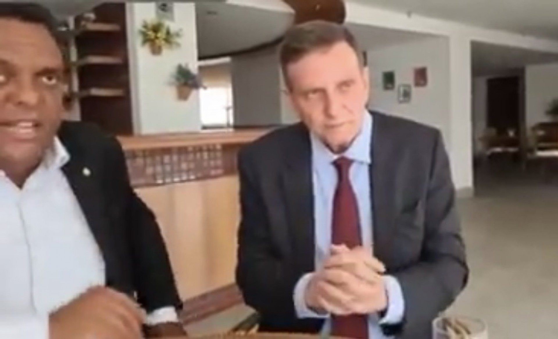 Professores do Rio falam em processar Crivella por fake news sobre pedofilia