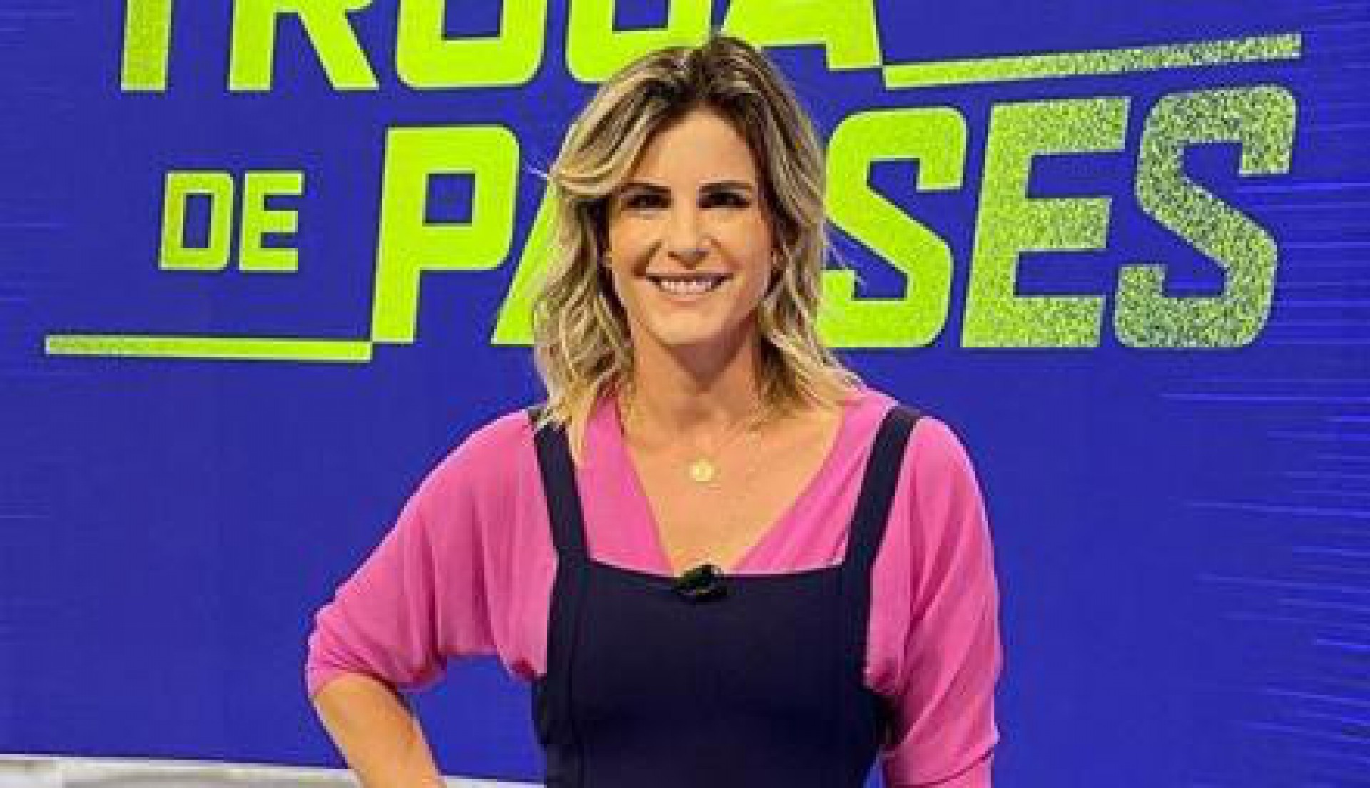 Apresentadora do SporTV anuncia gravidez aos 43 anos: 'Estou aqui dizer que é possível'