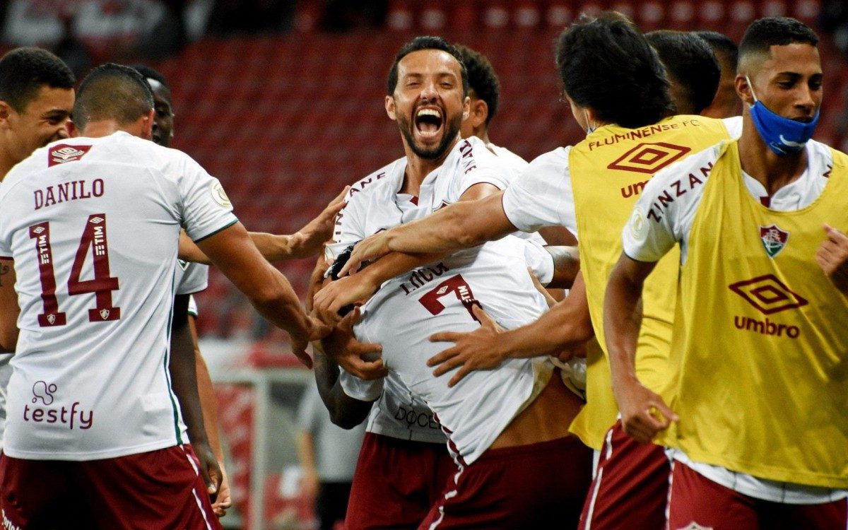 Porto Alegre, RS - Brasil - 22/11/2020 - Beira-Rio - Nene comemorando gol de Lucca
Campeonato Brasileiro. 22ª Rodada. Jogo Fluminense x Internacional.
FOTO DE MAILSON SANTANA/FLUMINENSE FC

IMPORTANTE: Imagem destinada a uso institucional e divulgação, seu uso comercial está vetado incondicionalmente por seu autor e o Fluminense Football Club.

IMPORTANT: Image intended for institutional use and distribution. Commercial use is prohibited unconditionally by its author and Fluminense Football Club.

IMPORTANTE: Imágen para uso solamente institucional y distribuición. El uso comercial es prohibido por su autor y por el Fluminense Football Club. - Mailson Santana/Fluminense FC