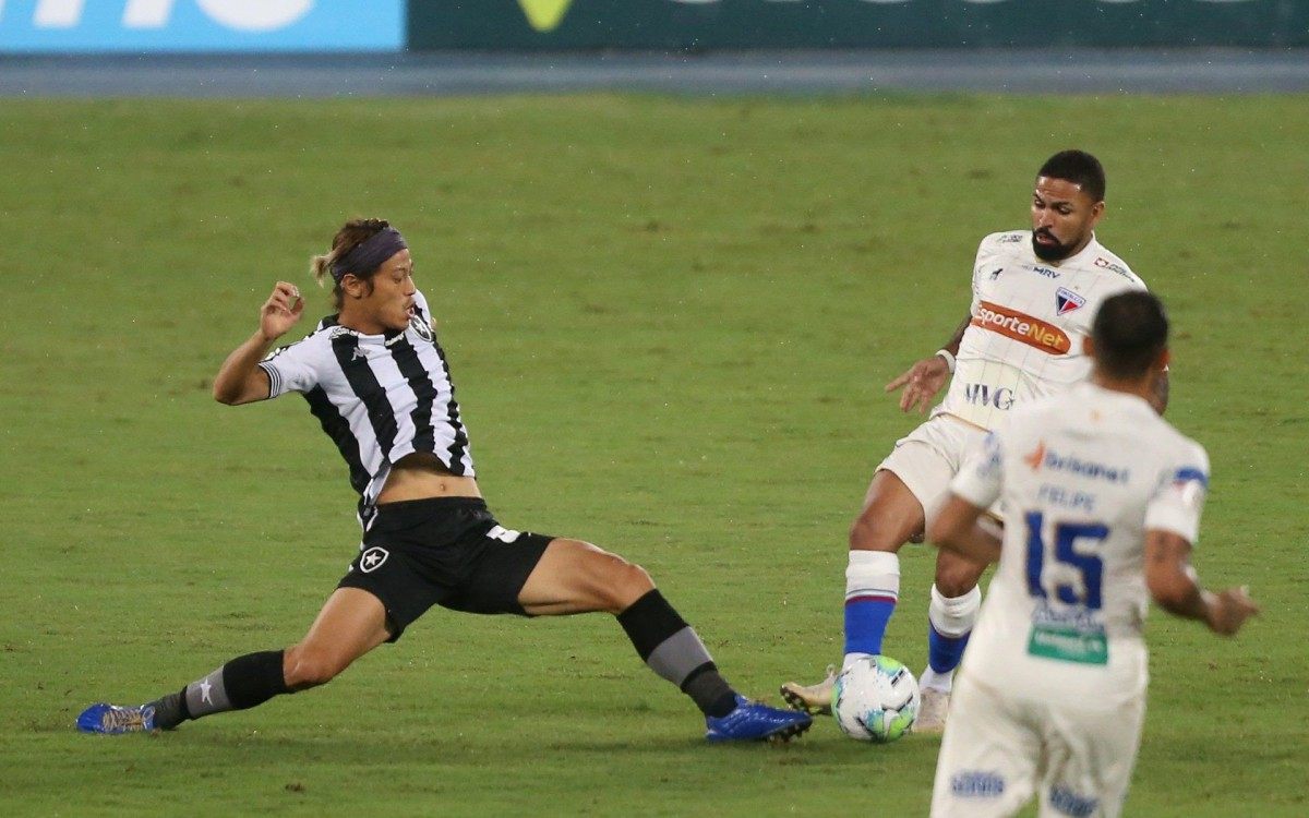 Honda para na marcação do Fortaleza. Uma atuação para esquecer - Daniel Castelo Branco