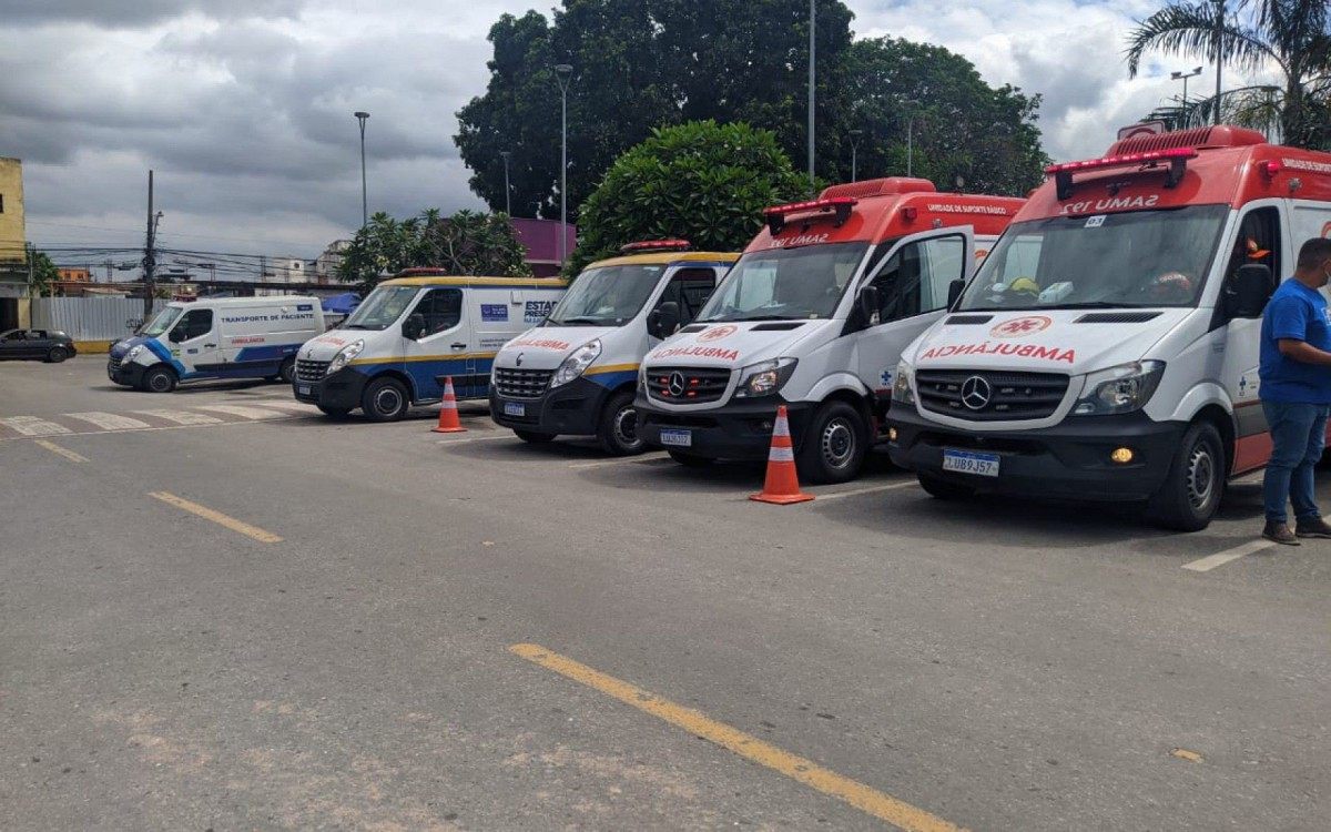 Os pacientes estão chegando na unidade, trazidos tanto pelo Corpo de Bombeiros quanto pelo SAMU.