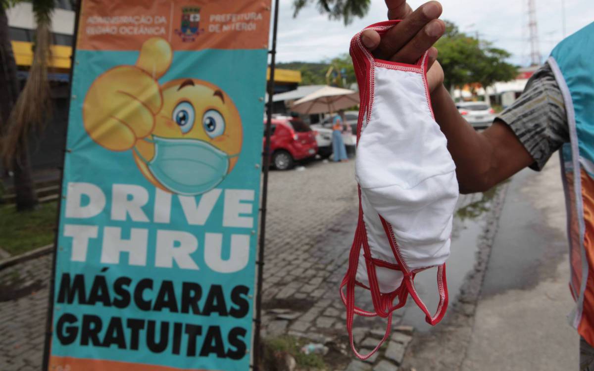 Entre os meses de novembro e dezembro, serão entregues mais de 500 mil máscaras