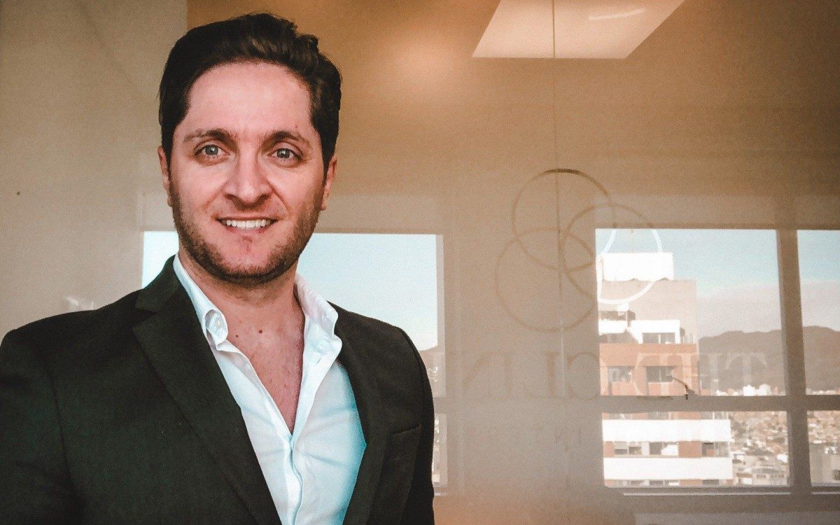 Dr. Tiago Miolo comenta sobre o Transplante de Barba