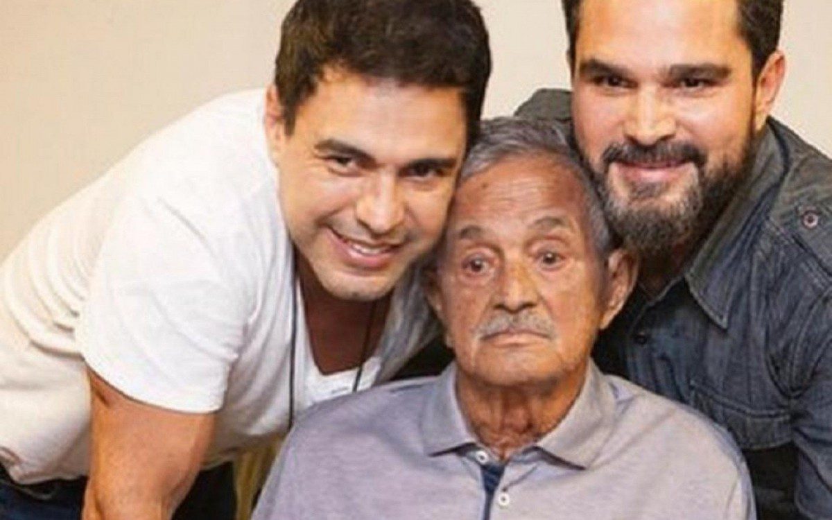 Zez&eacute; di Camrgo, Seu Francisco e Luciano